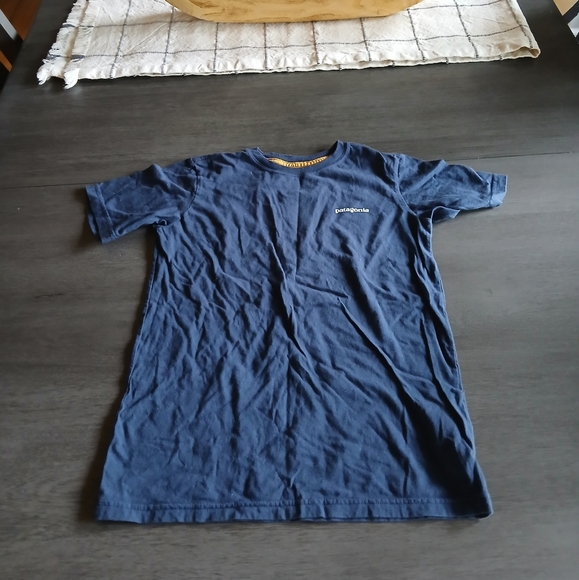 Patagonia Kids T Shirt Nwot Size M/10 - Picture 1 of 4